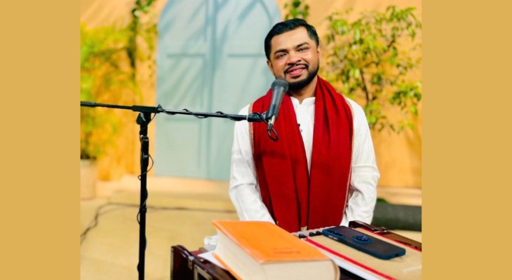 গানে গানে মুগ্ধতা ছড়াচ্ছেন স্বপ্নীল সজীব